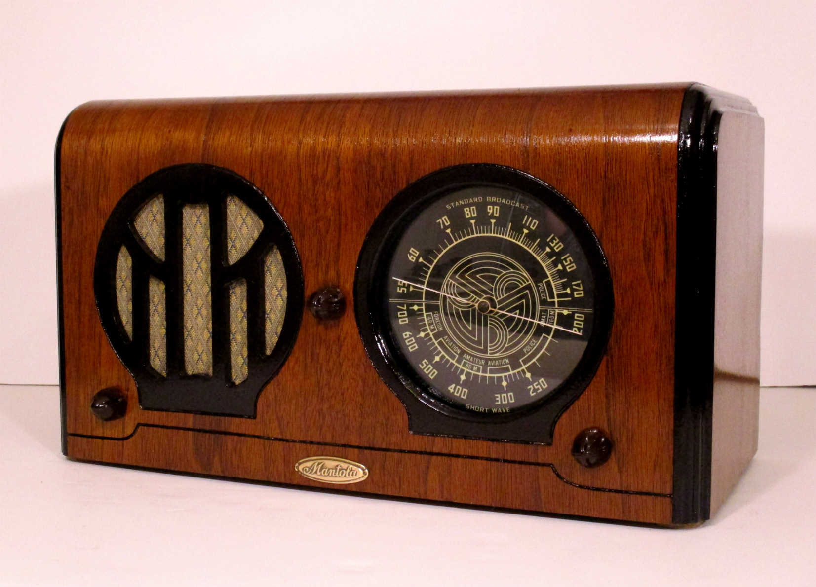 Quality Antique Radios Antique Radio Sales, Auctions, Restorations